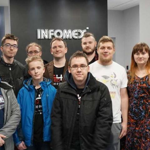 Infomex gości przyszłych inżynierów z koła F44 w Data Center Infomex